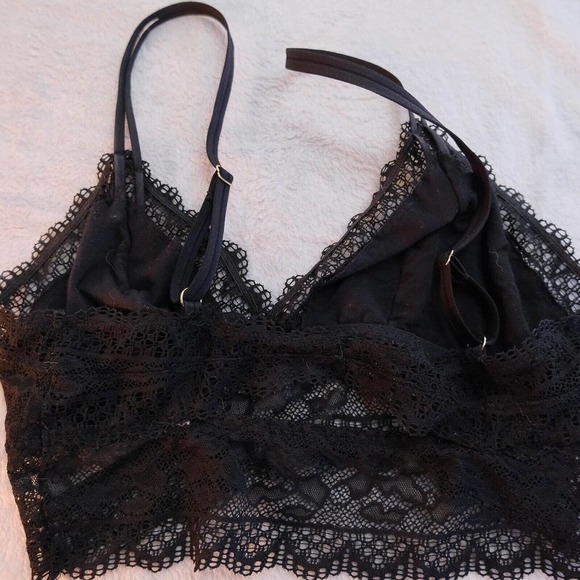 Soma Womens Bra S Breathtaking Bralette Lace Crochet Black Sheer Lightweight - Picture 4 of 7